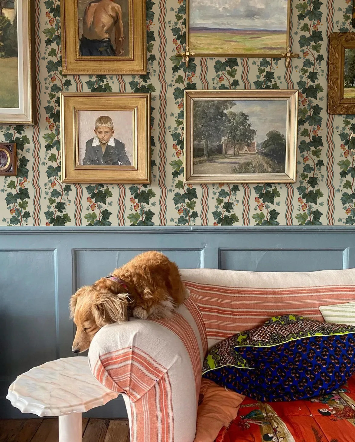 Twisted Vine - Wallpaper